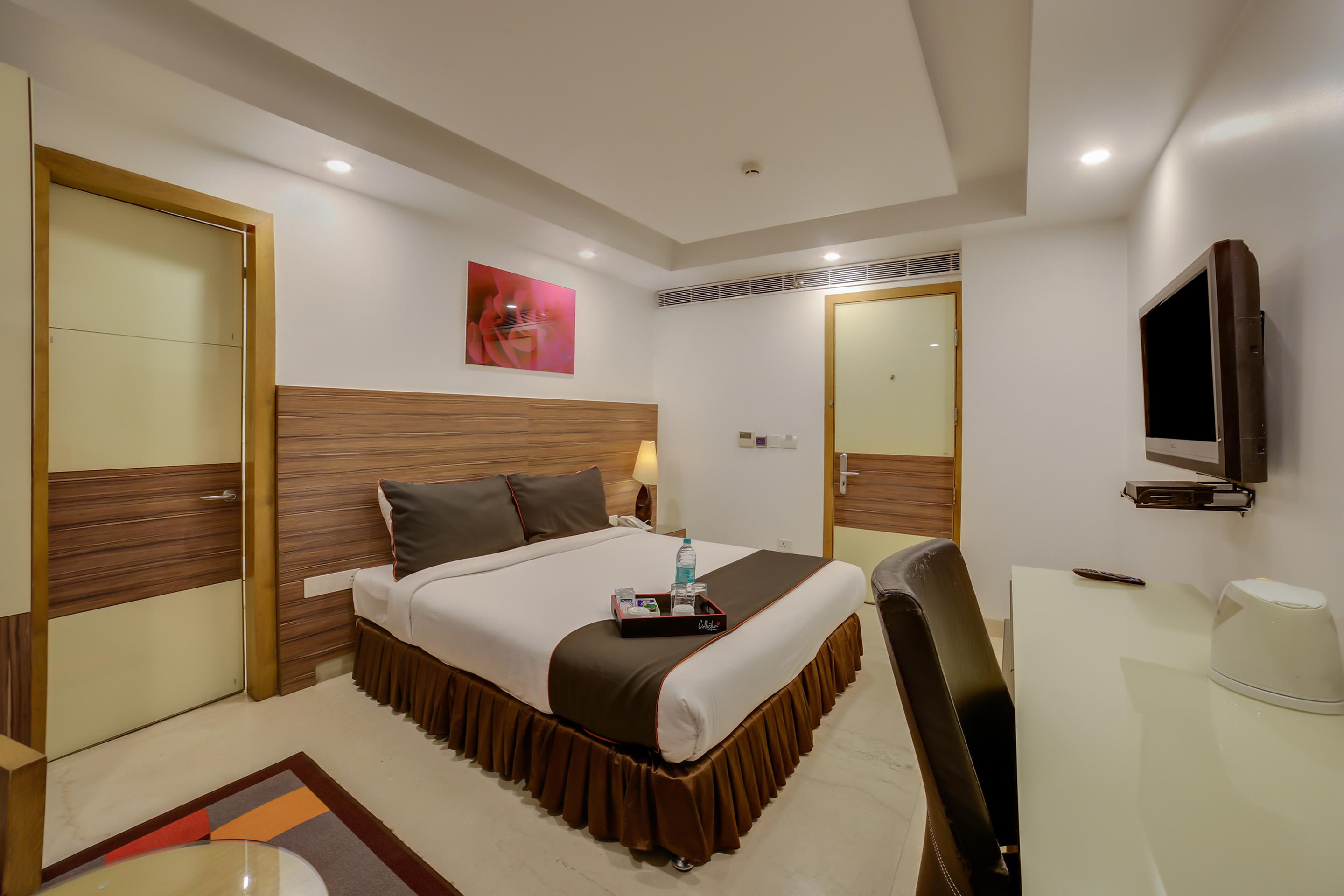 Townhouse Oak Safdarjung Hotel New Delhi Exterior photo